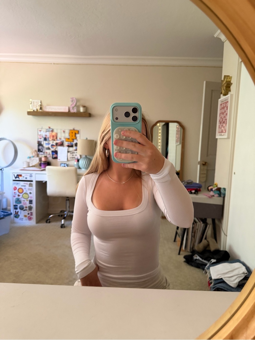 Cotton On Women's Long Sleeve Scoop Neck Top - White - Picture 1 of 1